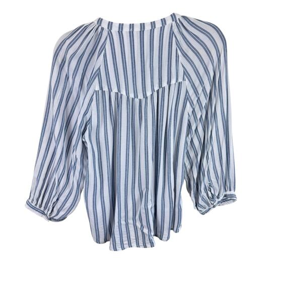 EVEREVE Blue White Striped 100% Rayon 3/4 Sleeve Light Button Up Blouse Size M - Picture 2 of 6